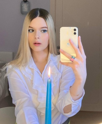 🔥 Я креативная и страстная, искусительница, способная побаловать тебя незабываемым эротическим опытом. 🌹 Я готова превратить каждую встречу в настоящую сказку, воплотить в жизнь все твои фантазии. 💦
У меня есть все, чтобы удовлетворить даже самые изысканные вкусы. 🌟 Живу в Москве и предлагаю свои интимные услуги щедрым и ухоженным мужчинам. Фото и отзывы обо мне ты найдешь на моем профиле. 📸💌
Только у нас ты получишь незабываемое наслаждение и полное расслабление. Разрешите себе погрузиться в мир наслаждения вместе со мной. 💋 Не сдерживай свои желания, звони мне и мы сделаем развратную паузу от рутины! 🌹💫 Раиса